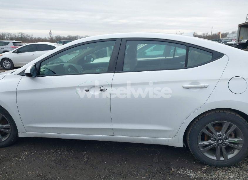Photo 14 of 2018 Hyundai Elantra SEL (VIN 5NPD84LF5JH225651)