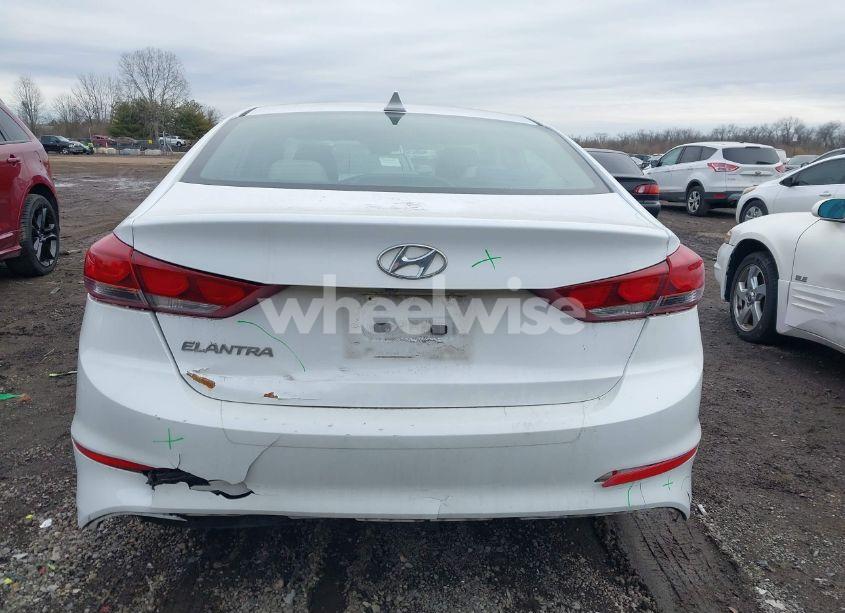 Photo 16 of 2018 Hyundai Elantra SEL (VIN 5NPD84LF5JH225651)