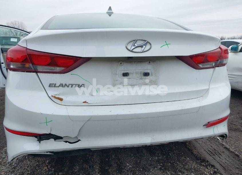 Photo 17 of 2018 Hyundai Elantra SEL (VIN 5NPD84LF5JH225651)