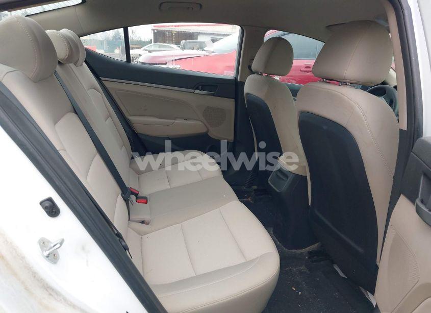 Photo 8 of 2018 Hyundai Elantra SEL (VIN 5NPD84LF5JH225651)