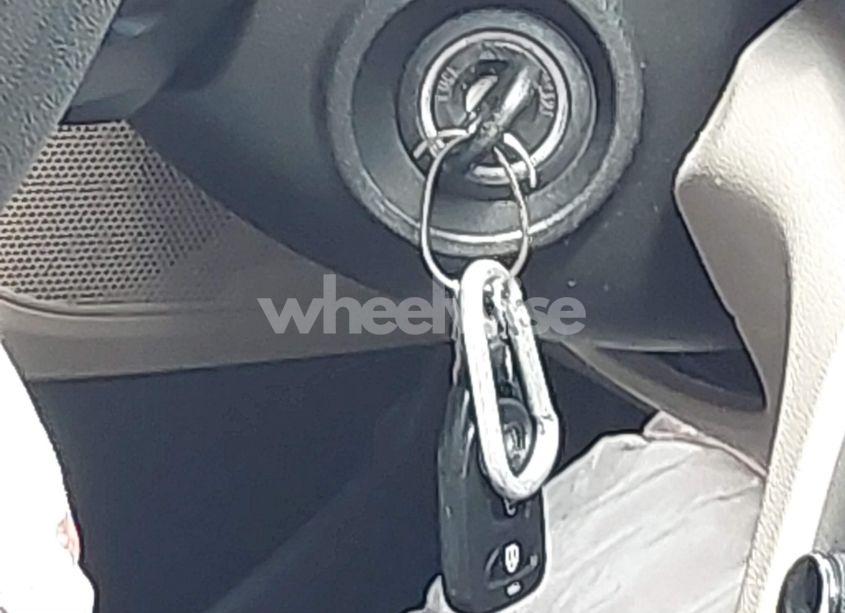 Photo 11 of 2018 Hyundai Elantra SEL (VIN 5NPD84LF5JH229702)