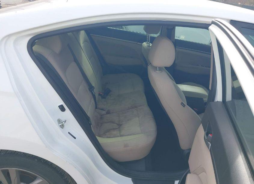 Photo 8 of 2018 Hyundai Elantra SEL (VIN 5NPD84LF5JH248170)