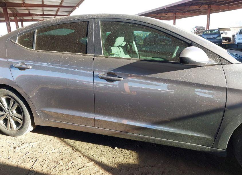 Photo 13 of 2018 Hyundai Elantra SEL (VIN 5NPD84LF5JH249710)