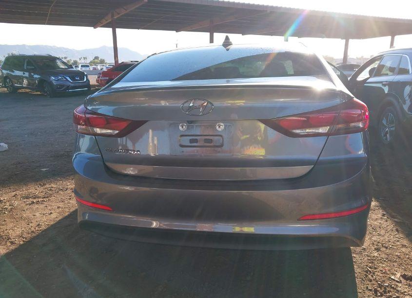 Photo 16 of 2018 Hyundai Elantra SEL (VIN 5NPD84LF5JH249710)
