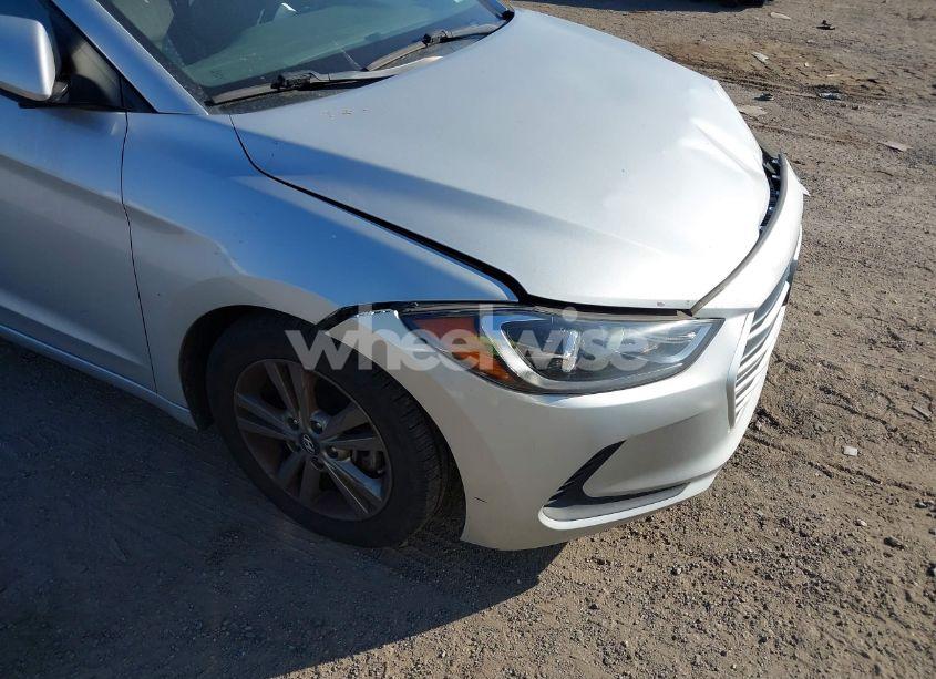 Photo 18 of 2018 Hyundai Elantra SEL (VIN 5NPD84LF5JH260299)