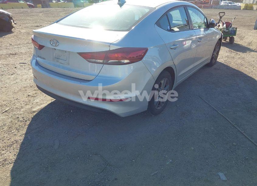 Photo 4 of 2018 Hyundai Elantra SEL (VIN 5NPD84LF5JH260299)