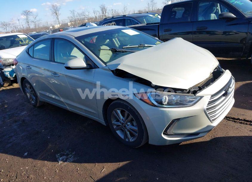 2018 Hyundai Elantra VALUE EDITION (VIN 5NPD84LF5JH278902) main photo