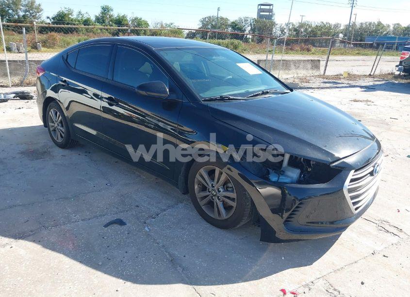 2018 Hyundai Elantra SEL (VIN 5NPD84LF5JH293139) main photo