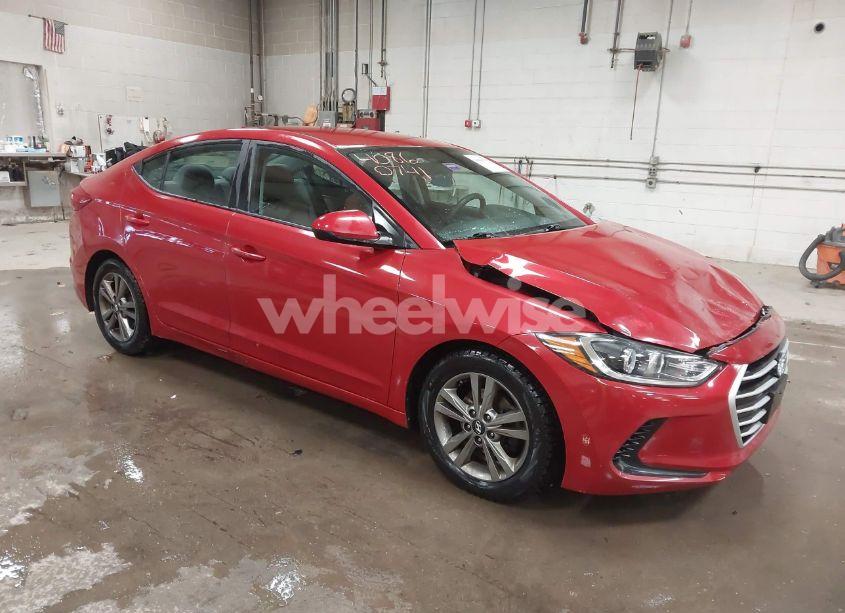 2018 Hyundai Elantra SEL (VIN 5NPD84LF5JH308111) main photo