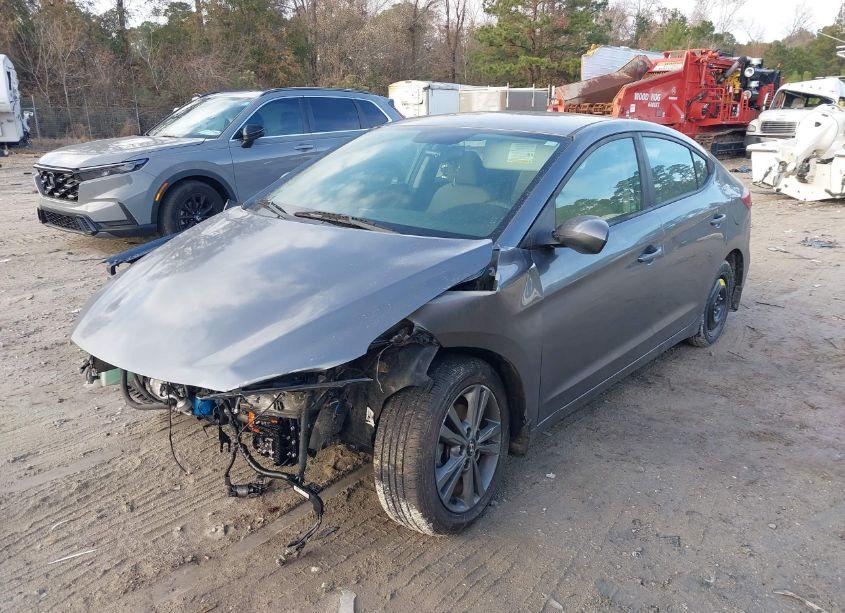 Photo 2 of 2018 Hyundai Elantra SEL (VIN 5NPD84LF5JH309498)