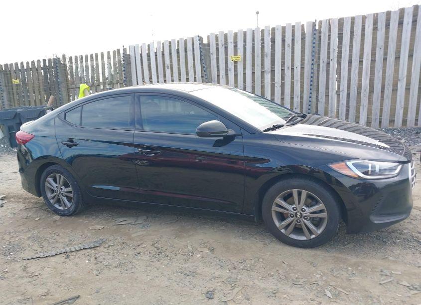 Photo 13 of 2018 Hyundai Elantra SEL (VIN 5NPD84LF5JH312420)
