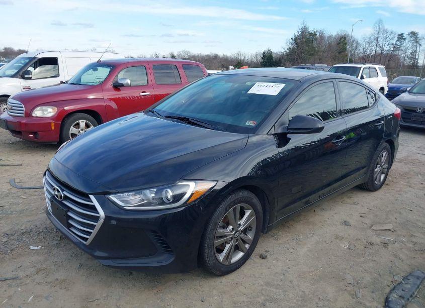 Photo 2 of 2018 Hyundai Elantra SEL (VIN 5NPD84LF5JH312420)