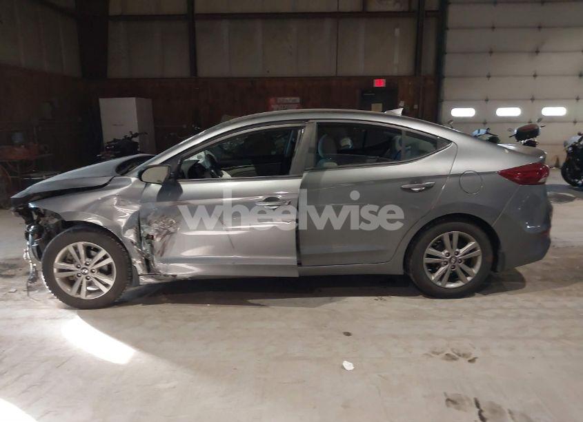 Photo 14 of 2018 Hyundai Elantra SEL (VIN 5NPD84LF5JH333977)