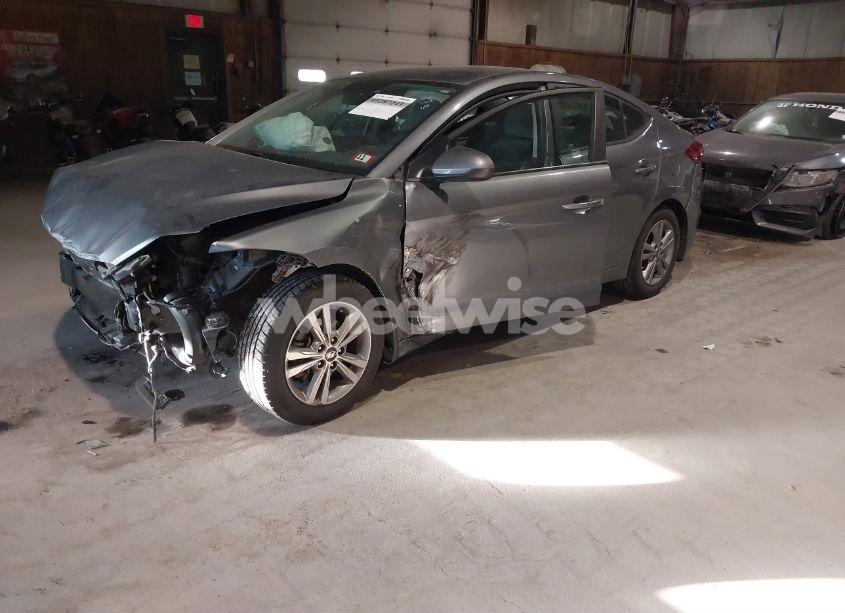 Photo 2 of 2018 Hyundai Elantra SEL (VIN 5NPD84LF5JH333977)