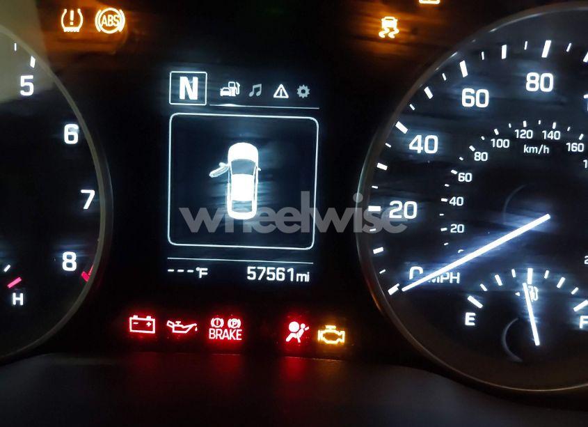 Photo 7 of 2018 Hyundai Elantra SEL (VIN 5NPD84LF5JH333977)