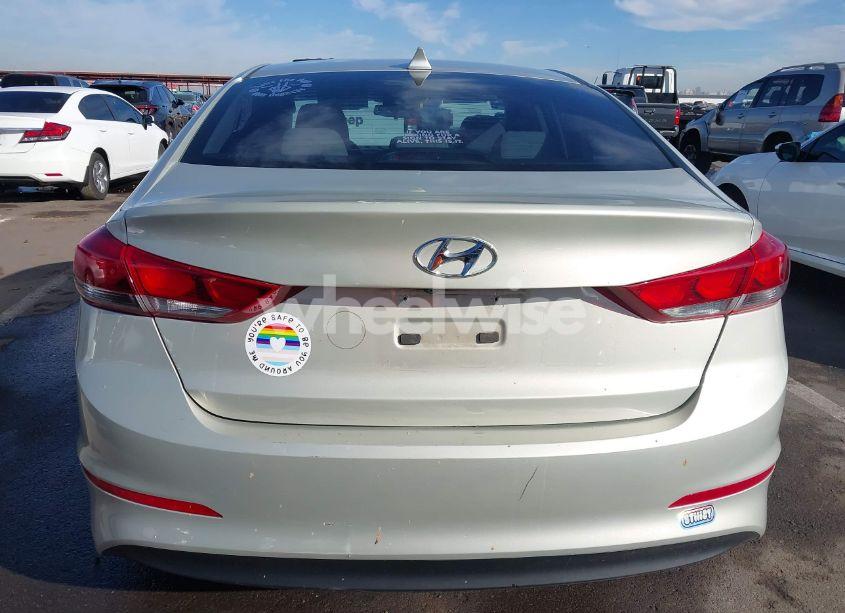 Photo 16 of 2018 Hyundai Elantra SEL (VIN 5NPD84LF5JH374660)