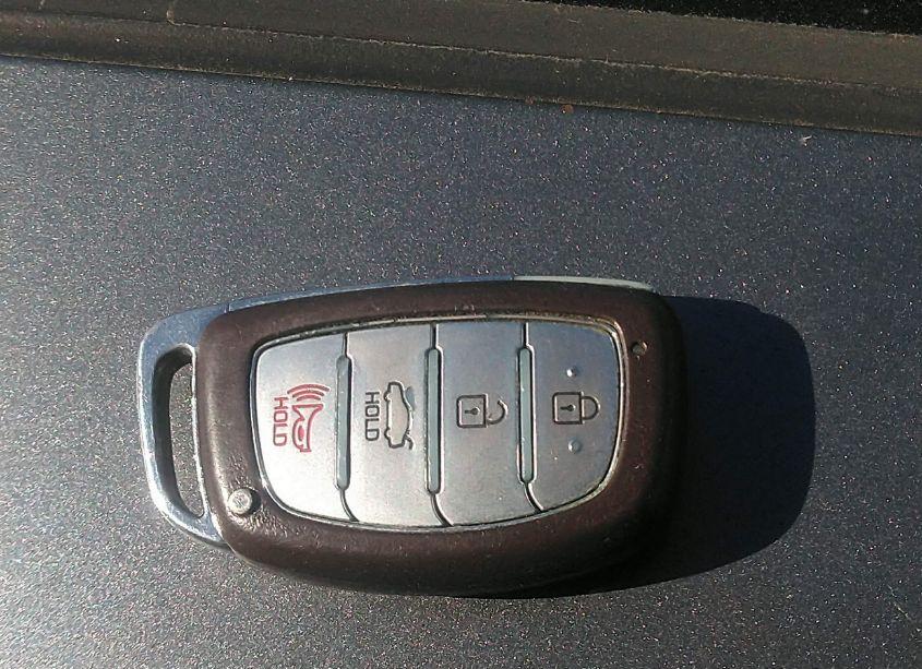 Photo 11 of 2018 Hyundai Elantra VALUE EDITION (VIN 5NPD84LF5JH399963)