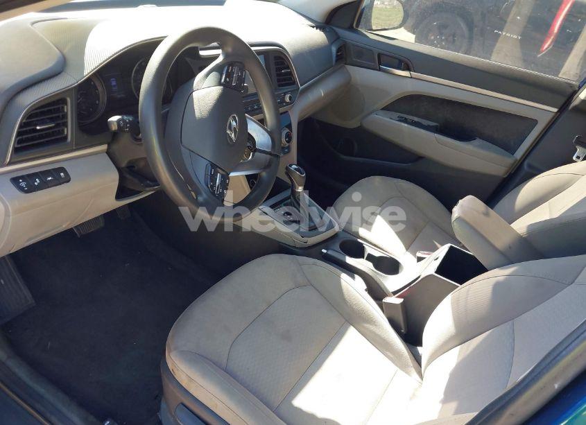 Photo 5 of 2019 Hyundai Elantra SEL (VIN 5NPD84LF5KH407836)