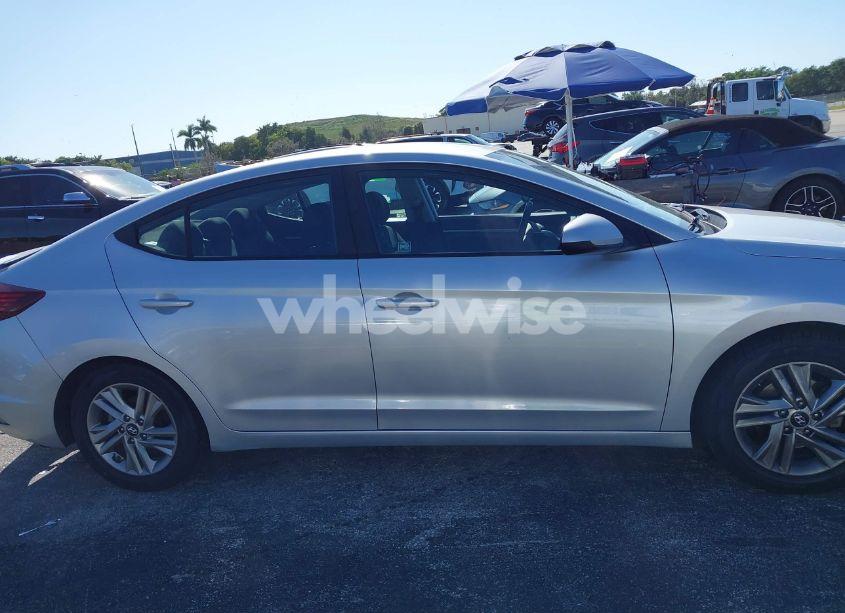 Photo 13 of 2019 Hyundai Elantra SEL (VIN 5NPD84LF5KH410767)