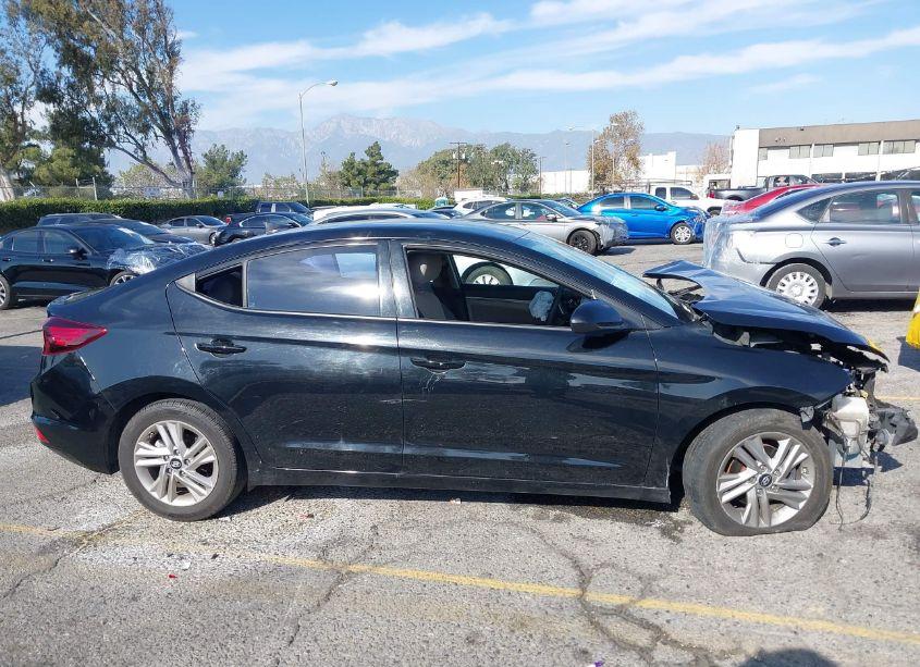 Photo 13 of 2019 Hyundai Elantra SEL (VIN 5NPD84LF5KH416715)