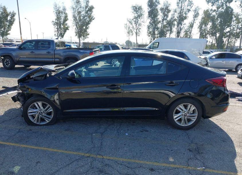 Photo 14 of 2019 Hyundai Elantra SEL (VIN 5NPD84LF5KH416715)