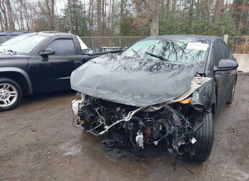 Photo 6 of 2019 Hyundai Elantra VALUE EDITION (VIN 5NPD84LF5KH424619)