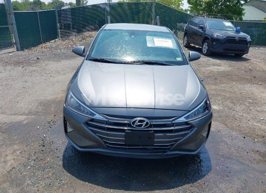Photo 13 of 2019 Hyundai Elantra SEL (VIN 5NPD84LF5KH426211)