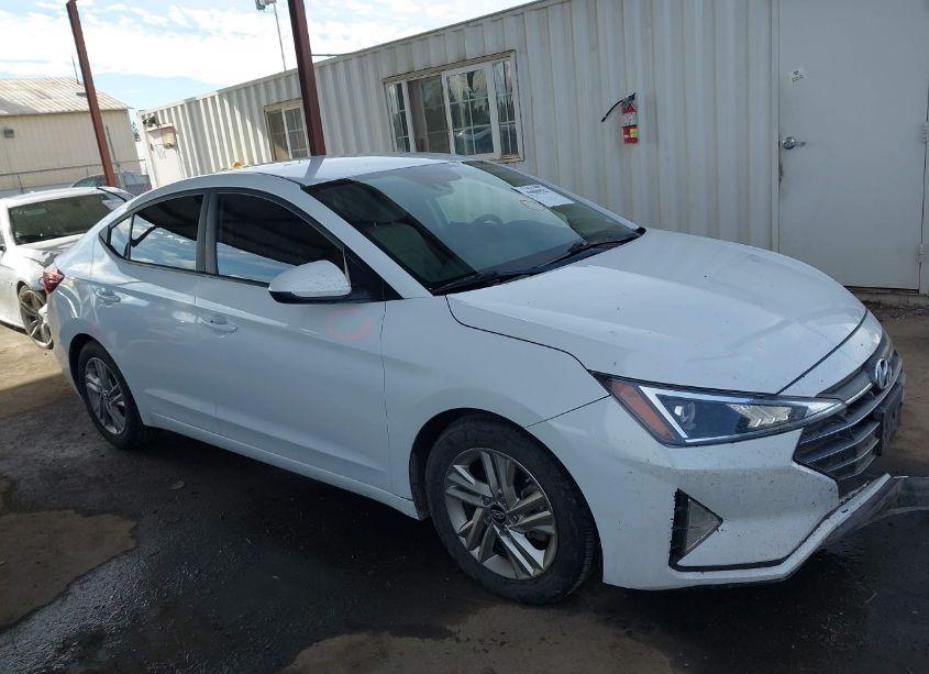 Photo 13 of 2019 Hyundai Elantra SEL (VIN 5NPD84LF5KH435569)