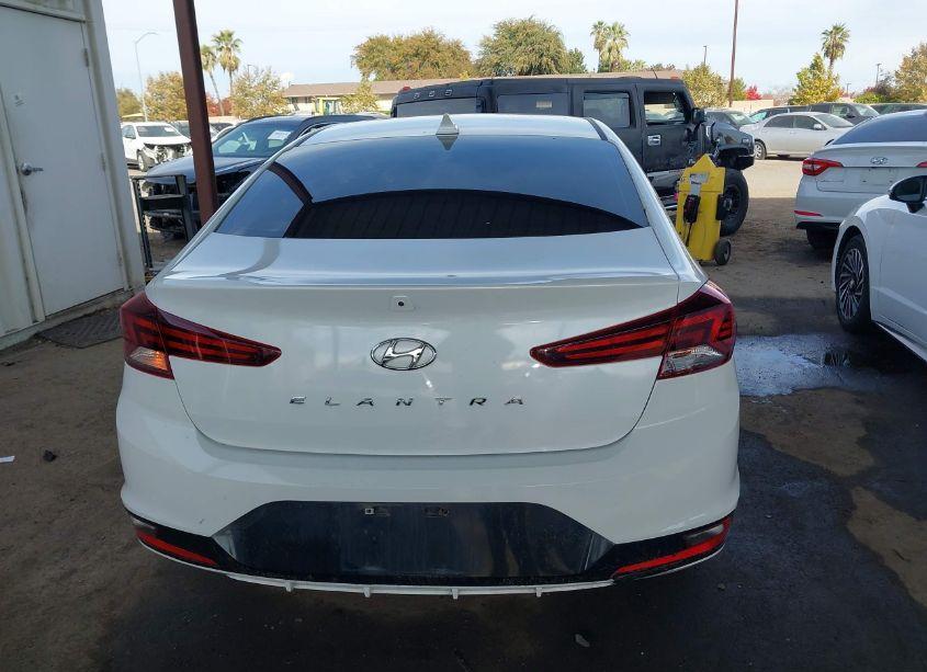 Photo 16 of 2019 Hyundai Elantra SEL (VIN 5NPD84LF5KH435569)
