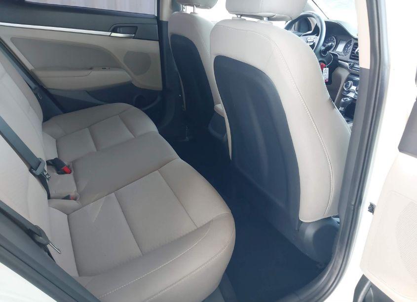 Photo 8 of 2019 Hyundai Elantra SEL (VIN 5NPD84LF5KH435569)