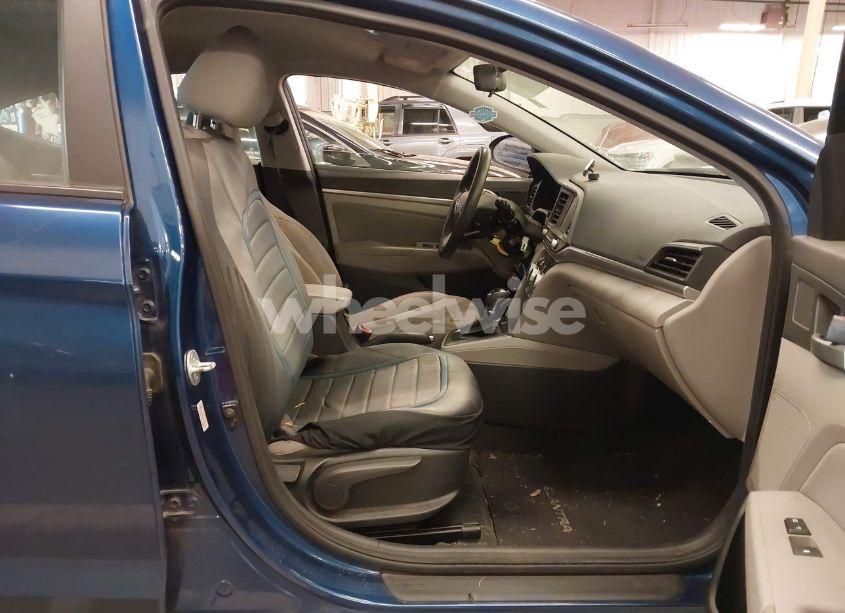 Photo 5 of 2019 Hyundai Elantra SEL (VIN 5NPD84LF5KH438603)