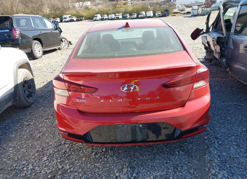 Photo 16 of 2019 Hyundai Elantra SEL (VIN 5NPD84LF5KH441324)