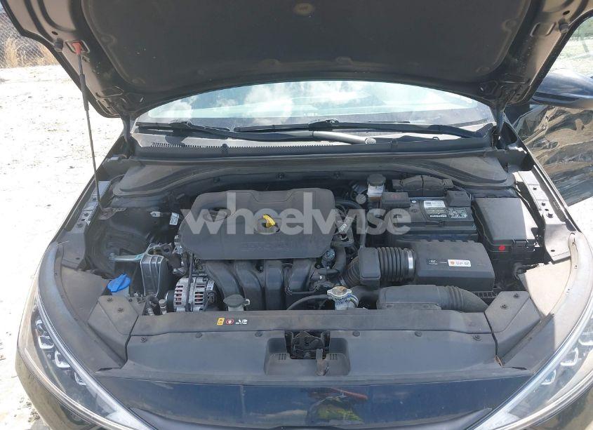 Photo 10 of 2019 Hyundai Elantra LIMITED (VIN 5NPD84LF5KH445843)