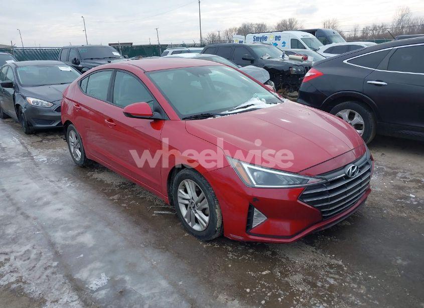 2019 Hyundai Elantra SEL (VIN 5NPD84LF5KH453814) main photo