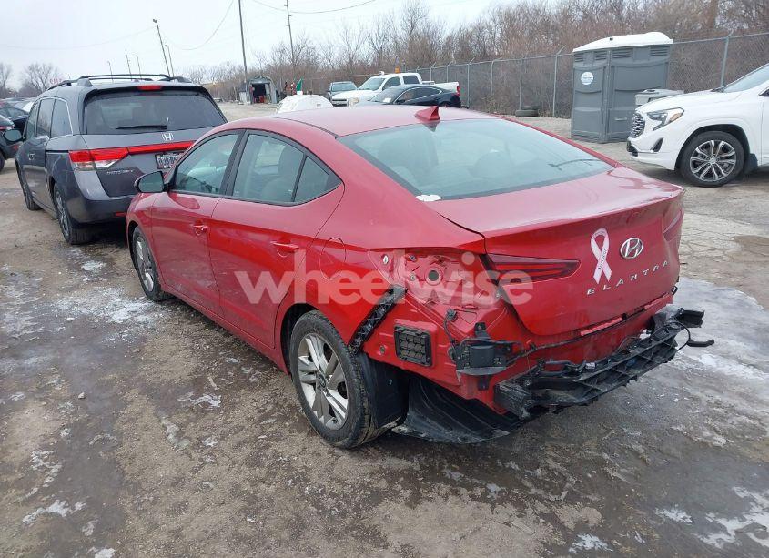 Photo 3 of 2019 Hyundai Elantra SEL (VIN 5NPD84LF5KH453814)