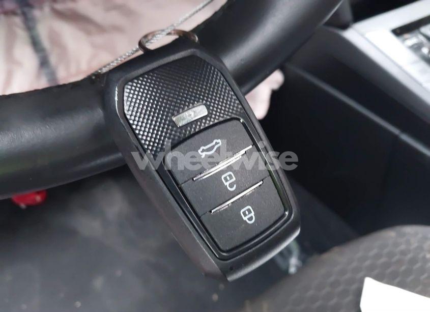 Photo 11 of 2019 Hyundai Elantra VALUE EDITION (VIN 5NPD84LF5KH461413)