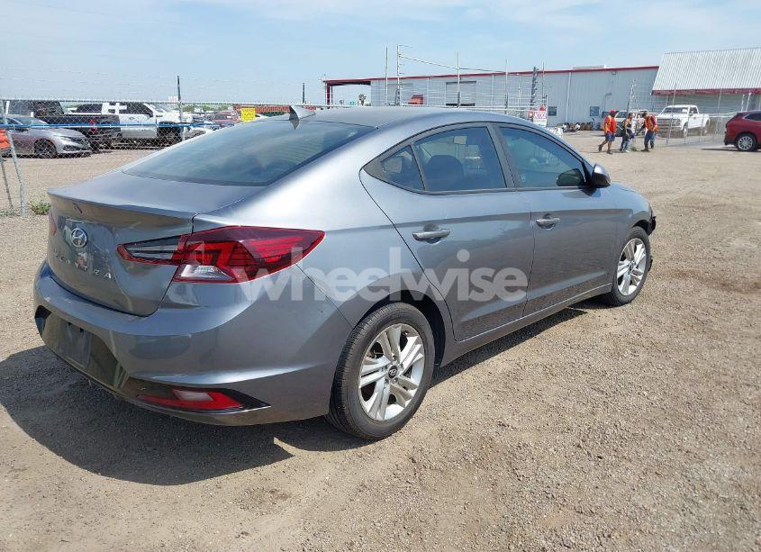 Photo 4 of 2019 Hyundai Elantra SEL (VIN 5NPD84LF5KH476560)