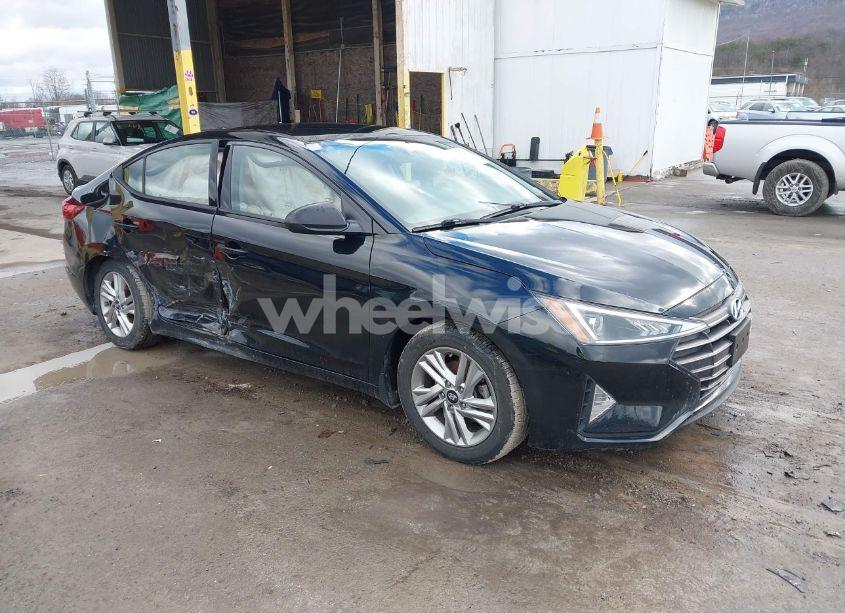2020 Hyundai Elantra SEL (VIN 5NPD84LF5LH530893) main photo