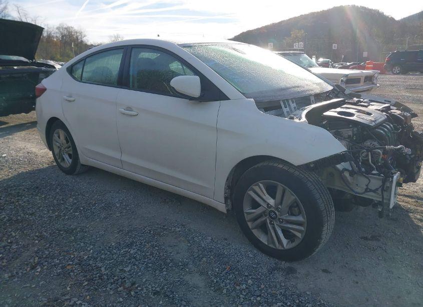 2020 Hyundai Elantra SEL (VIN 5NPD84LF5LH539772) main photo