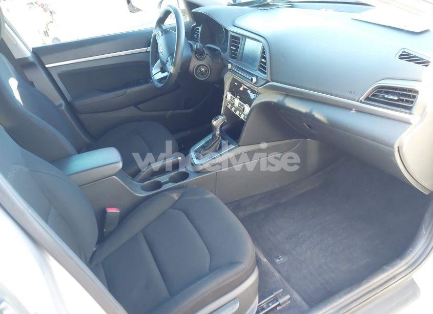 Photo 5 of 2020 Hyundai Elantra SEL (VIN 5NPD84LF5LH555440)