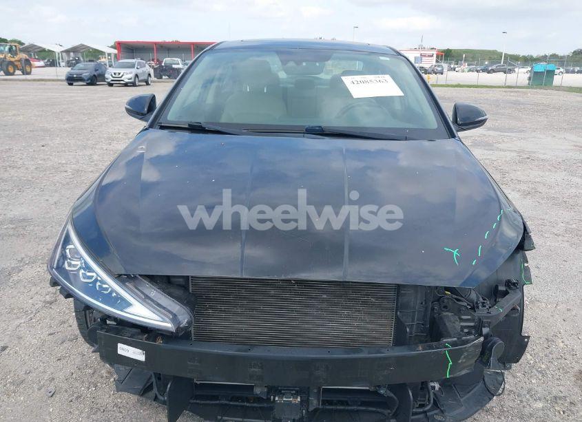 Photo 13 of 2020 Hyundai Elantra LIMITED (VIN 5NPD84LF5LH557432)