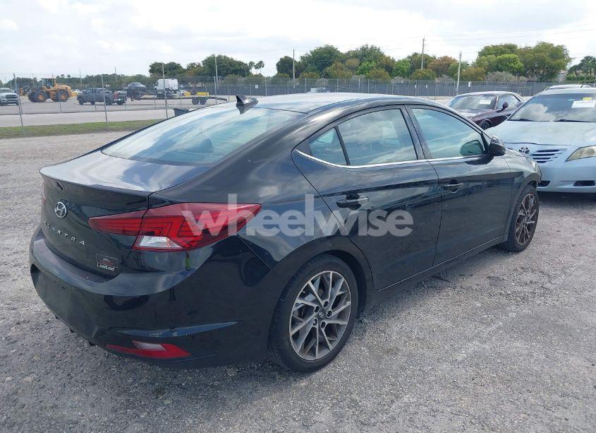 Photo 4 of 2020 Hyundai Elantra LIMITED (VIN 5NPD84LF5LH557432)