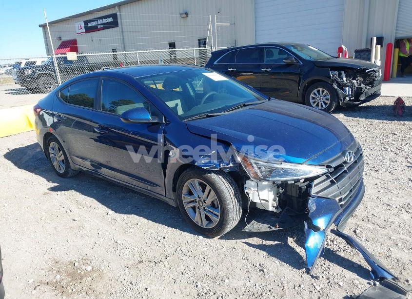 2020 Hyundai Elantra SEL (VIN 5NPD84LF5LH558483) main photo