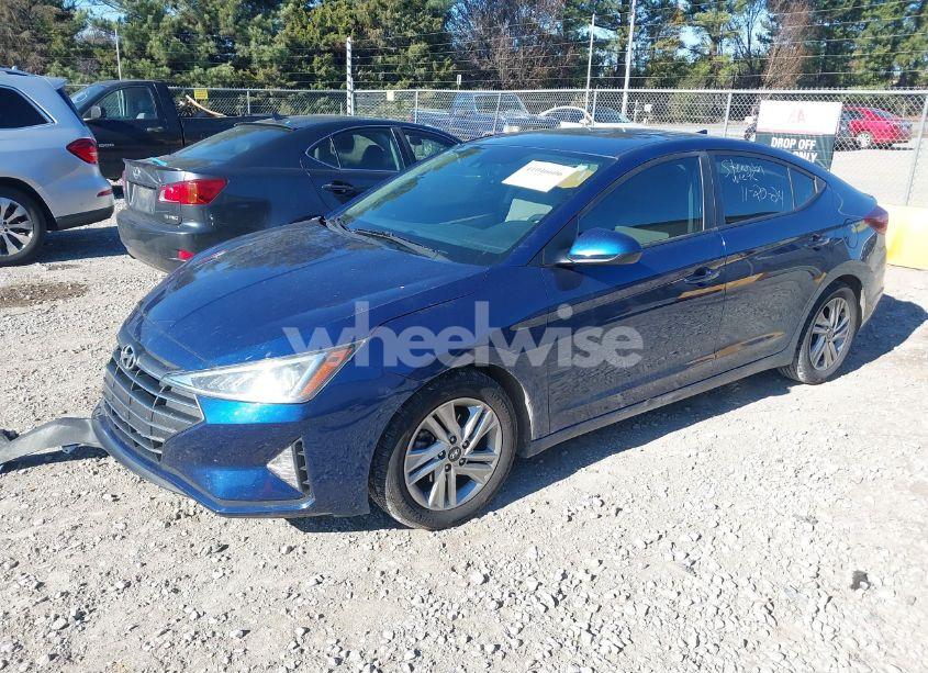 Photo 2 of 2020 Hyundai Elantra SEL (VIN 5NPD84LF5LH558483)