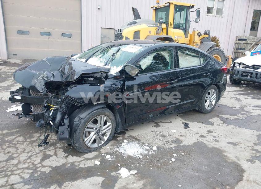 Photo 2 of 2020 Hyundai Elantra SEL (VIN 5NPD84LF5LH572237)