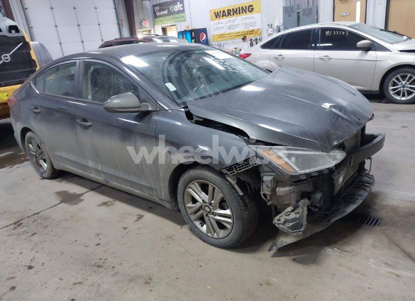 2020 Hyundai Elantra SEL (VIN 5NPD84LF5LH572450) main photo