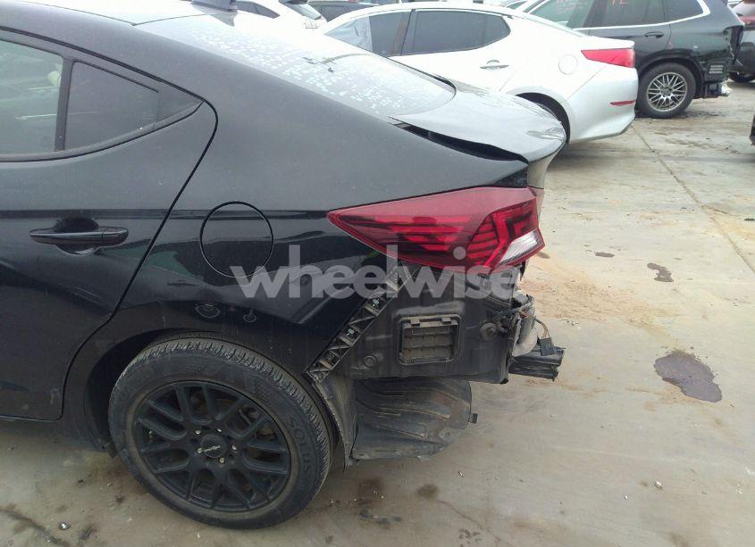 Photo 20 of 2020 Hyundai Elantra SEL (VIN 5NPD84LF5LH579463)