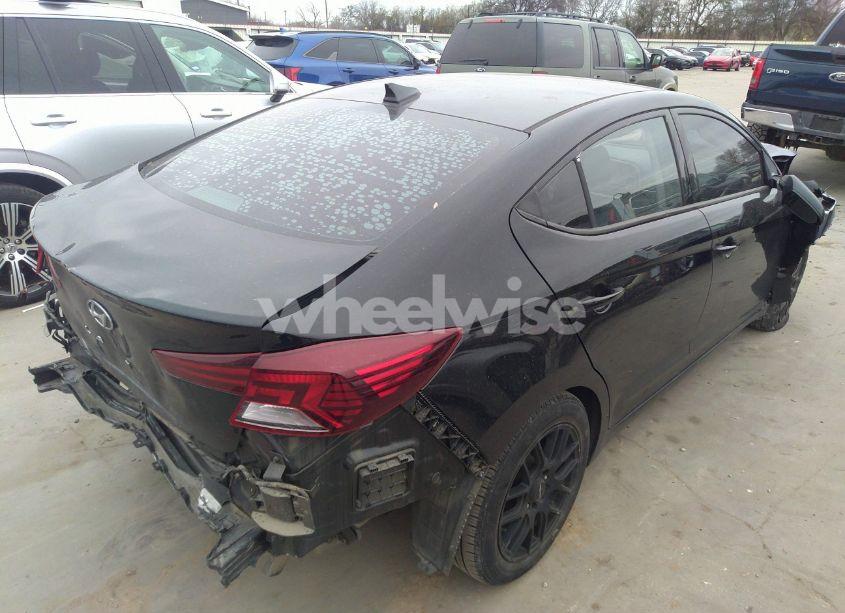 Photo 4 of 2020 Hyundai Elantra SEL (VIN 5NPD84LF5LH579463)