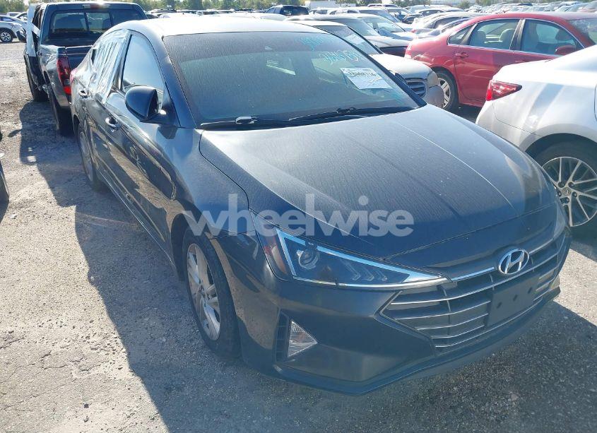 2020 Hyundai Elantra SEL (VIN 5NPD84LF5LH582346) main photo