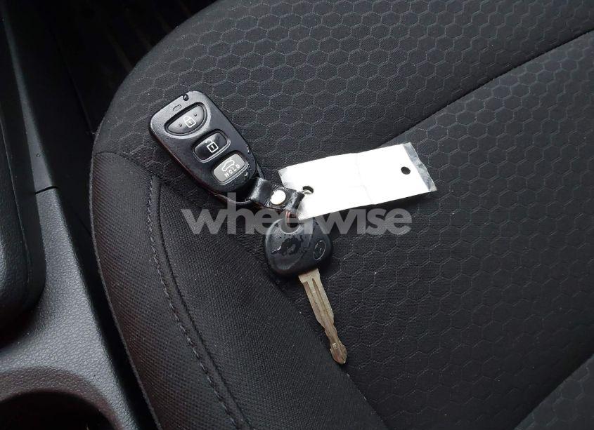 Photo 11 of 2020 Hyundai Elantra SEL (VIN 5NPD84LF5LH587241)